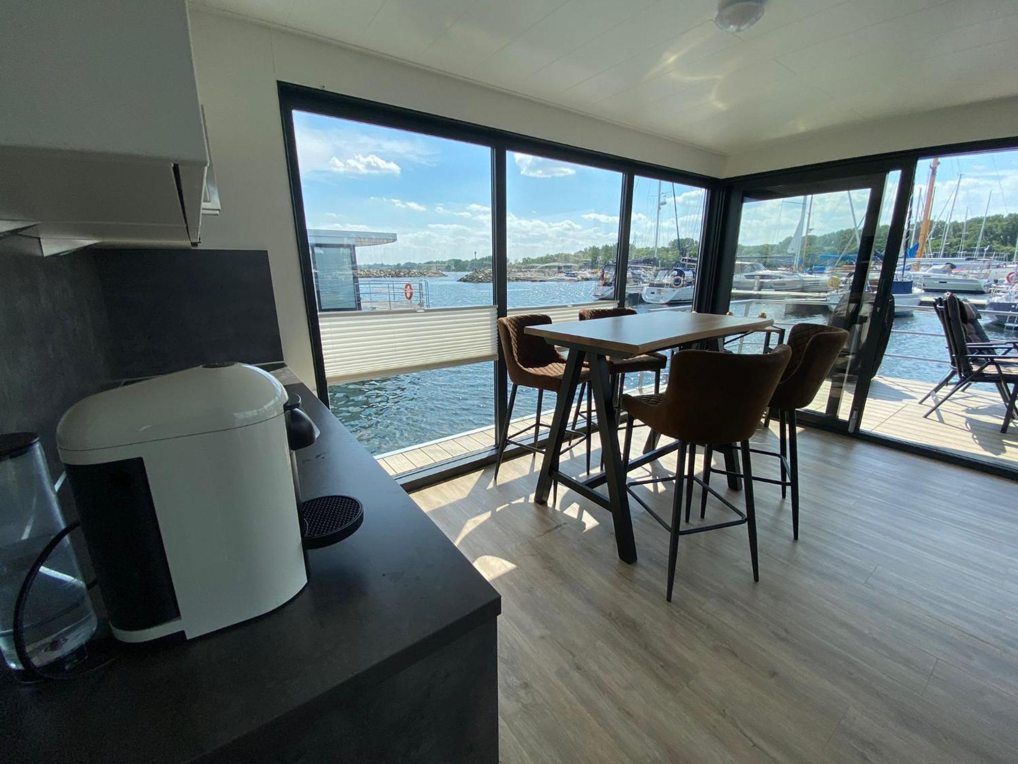 Urlaub Auf Dem Wasser Mit Einmaligen Ausblick - Well Hausboote Boltenhagen 10 Zewnętrze zdjęcie